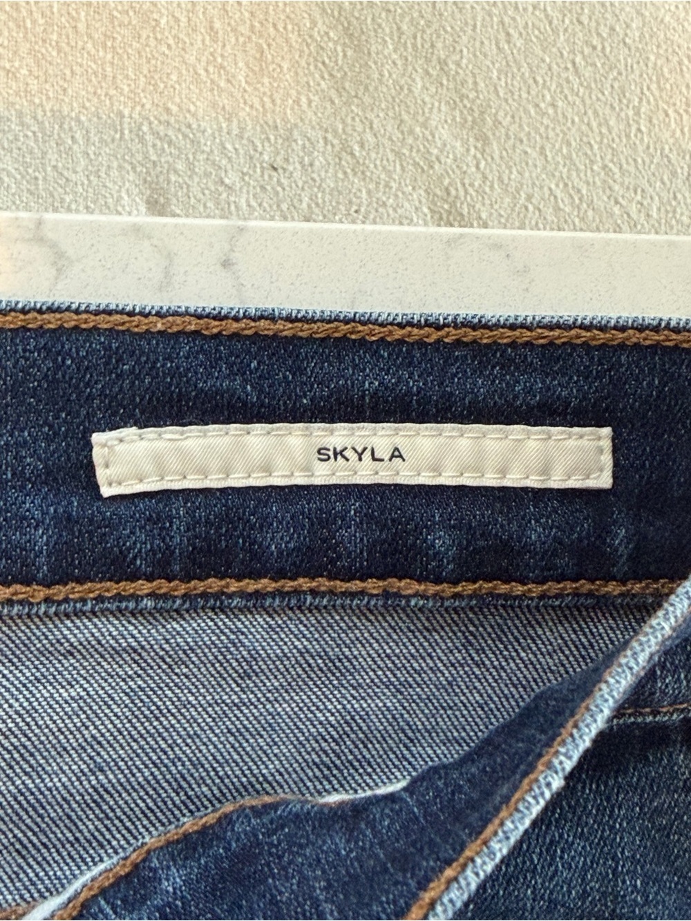 Citizens Of Humanity Skyla Mid Rise Cigarette Jeans - Picture 4 of 14
